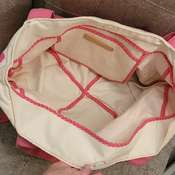 Juicy Couture  Beach/Weekend/Gym Canvas Bag - Picture 4 of 5